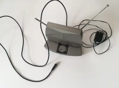 Old school tv antenna Pet and smoke free home Please see my other ads