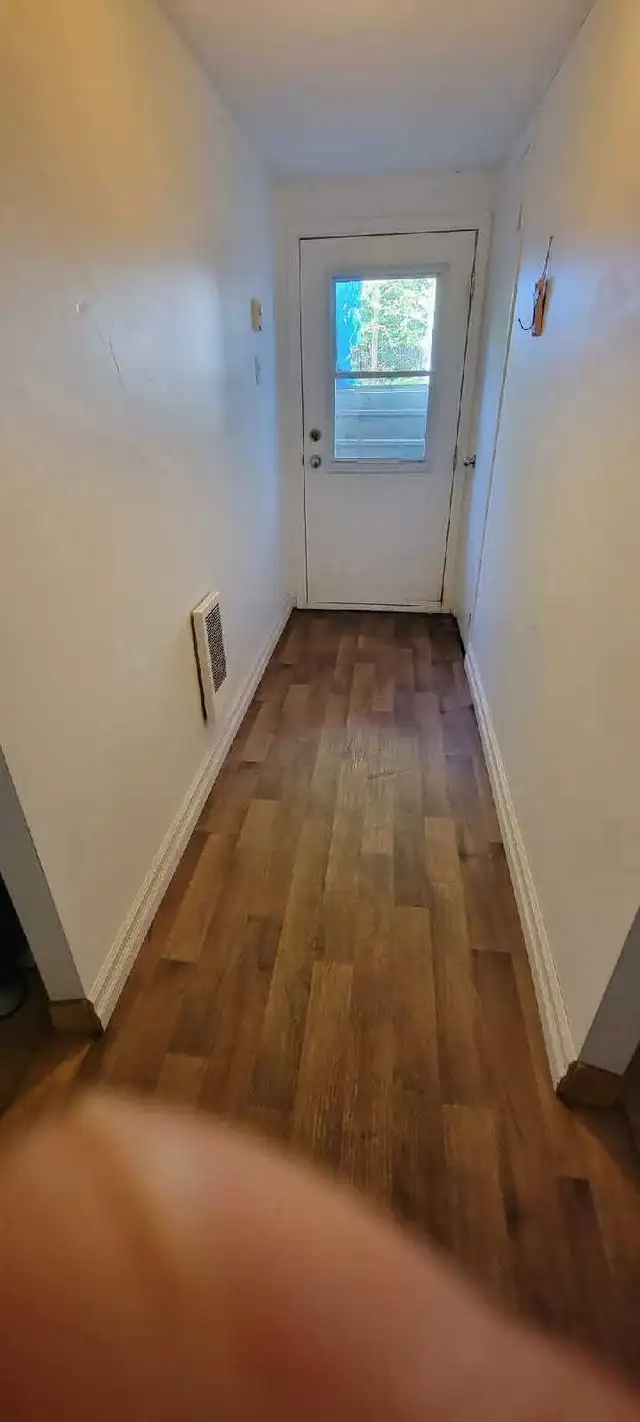 Amazing Opportunity: Complete Basement for Rent in LONGUEUIL! 