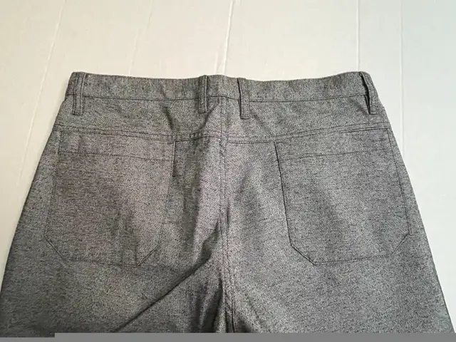 Newman Men's Pant - Size 34 in Men's in Calgary - Image 5
