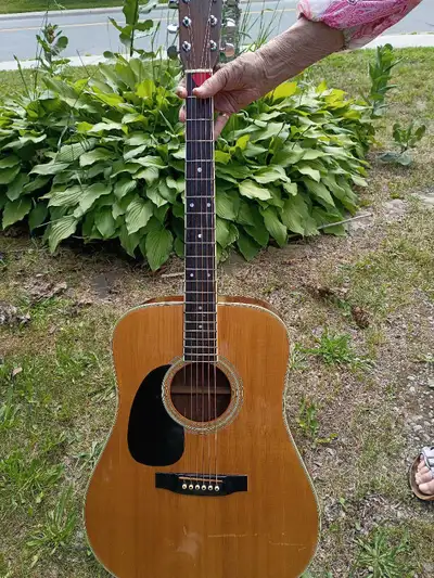 6 String Acoustic Guitar, View more