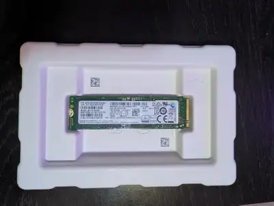 Samsung PM981, 256GB, M.2 2280 Pcie 3.0 X4 Nvme SSD, View more