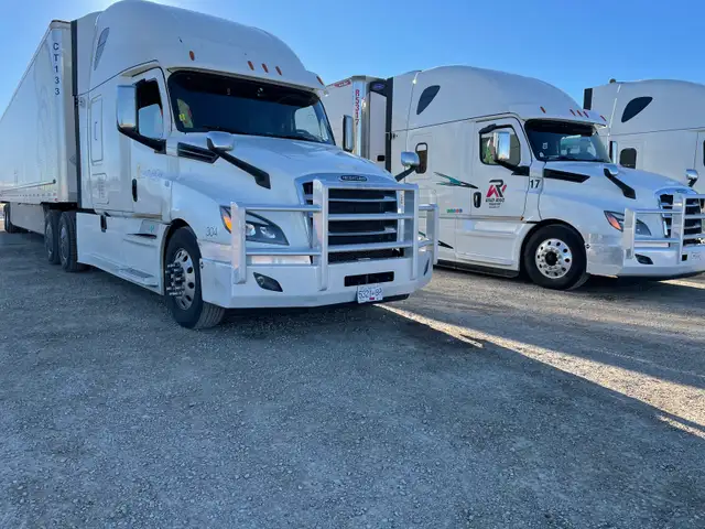 Hiring Class 1 ( a-z ) Drivers For Cross Border Runs in Drivers & Security in Calgary - Image 7