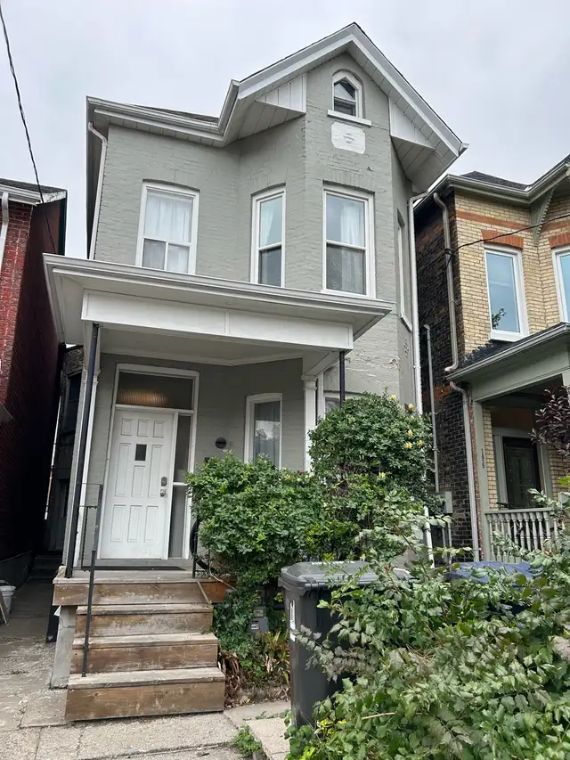 Downtown Studio | $1,479 All-Inclusive