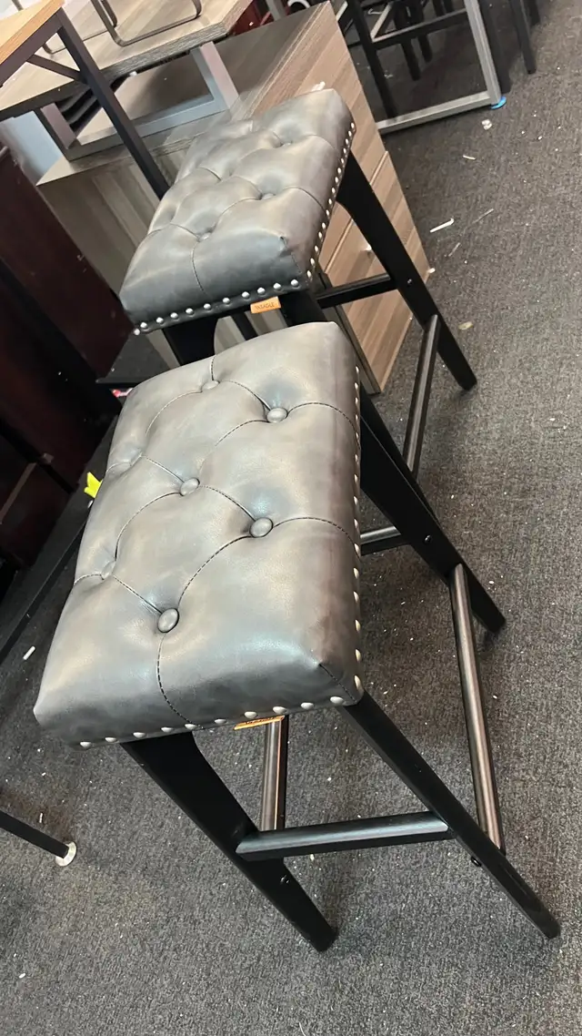 Counter Height Saddle Bar Stools, 26-Inch Backless Kitchen Stool in Chairs & Recliners in Markham / York Region - Image 2