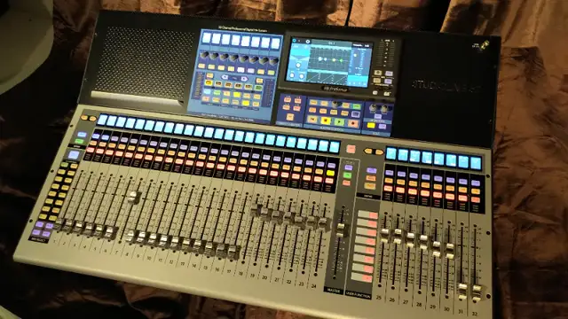Presonus Studio Live 32 Digital Mixer in Pro Audio & Recording Equipment in Kawartha Lakes - Image 3