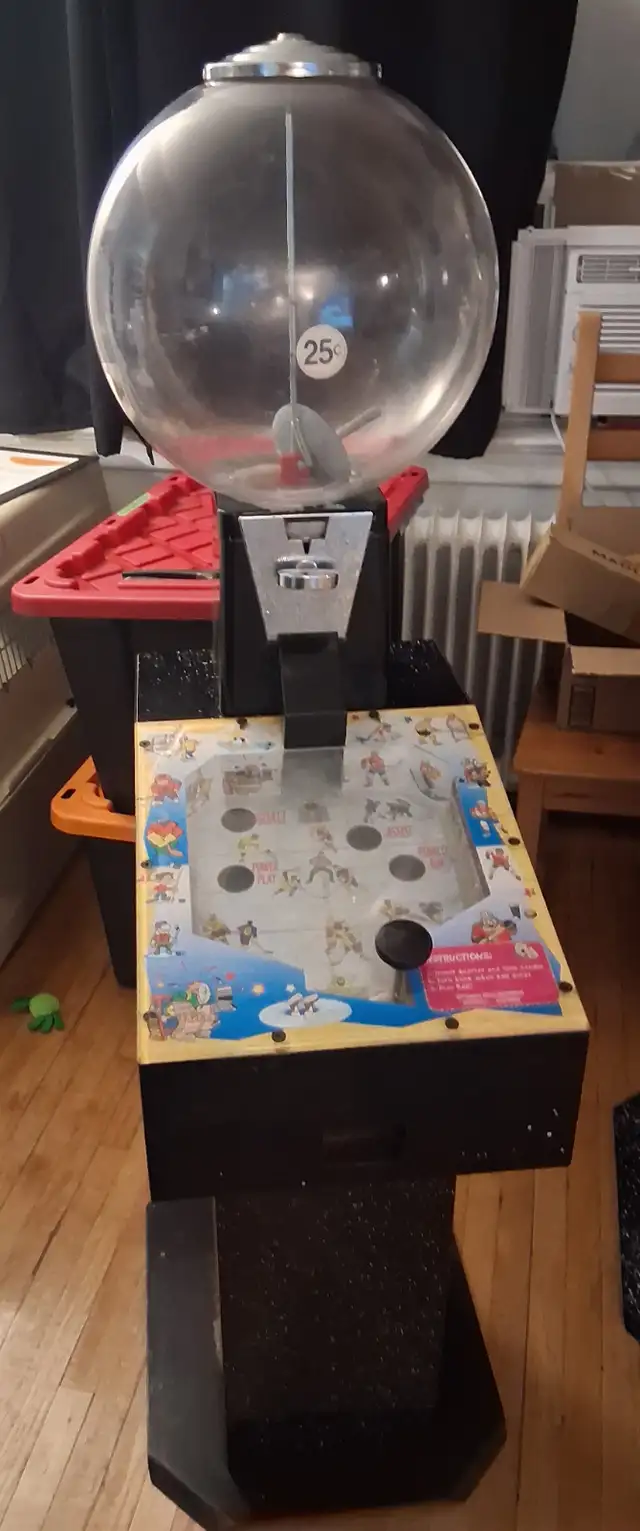 Pinball gumball machine