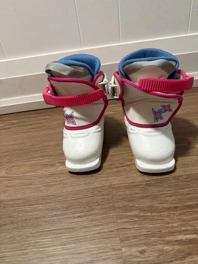 Nordica Kids Ski Boots in Ski in Mississauga / Peel Region - Image 5