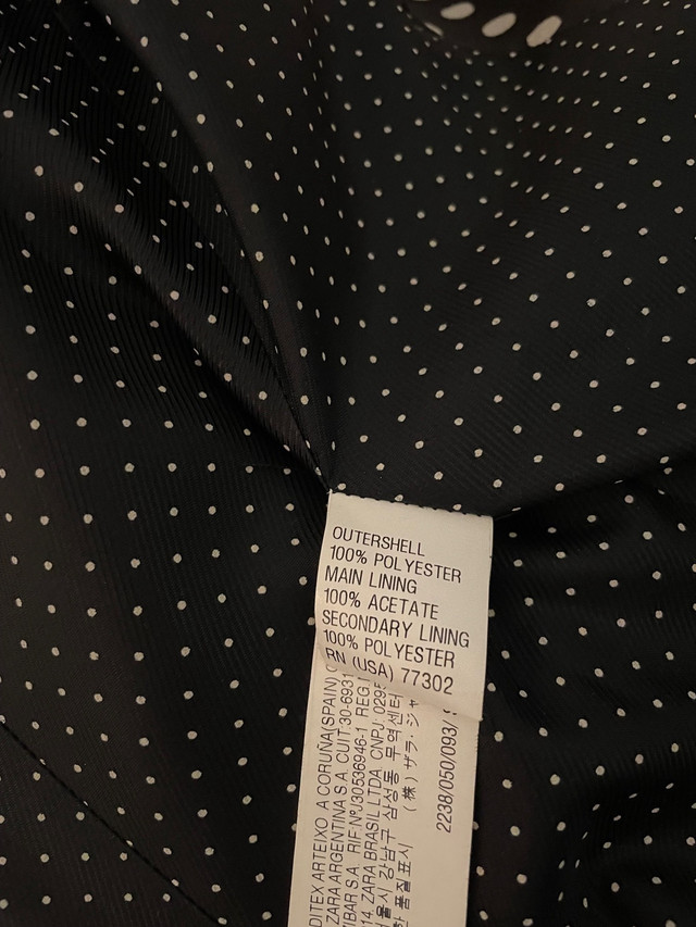 Zara Blazer femme  dans Femmes - Hauts et vêtements d'extérieur  à Longueuil/Rive Sud - Image 4