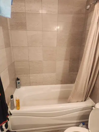 Right beside Acadie metri. Will make room in dining room area. Apt to share with 1 male roommate.