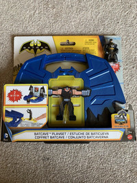 Batman Mechs Vs Mutants Batcave Playset NEW