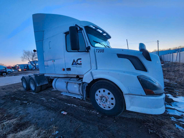 Truck volvo 2006 in Heavy Trucks in Markham / York Region