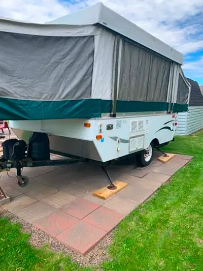 This camper is in good shape. I am located at 48 Kellow Drive in Cornwall and can be reached at 902-...