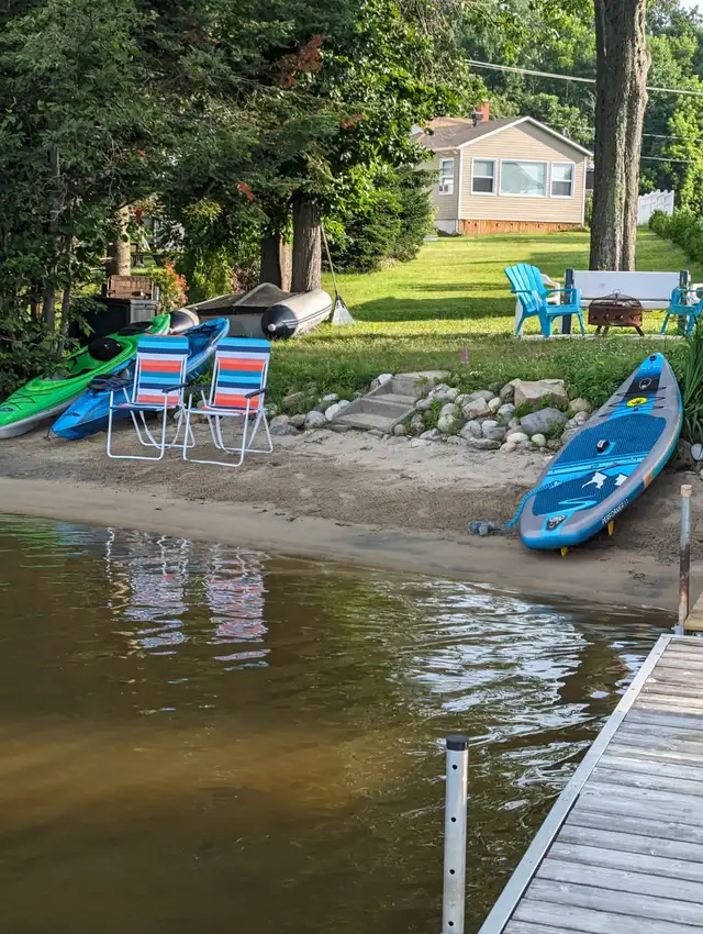 Beautiful WATERFRONT 3-BR  long term Rental   $1890 in Quebec in Canada - Image 10