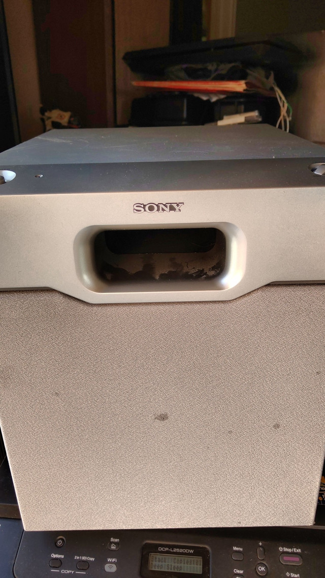 Sony Subwoofer in General Electronics in City of Toronto