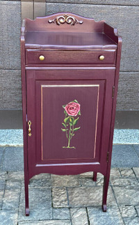 Antique MAHOGANY Wood Constructed Music Cabinet (Circa 1920s)