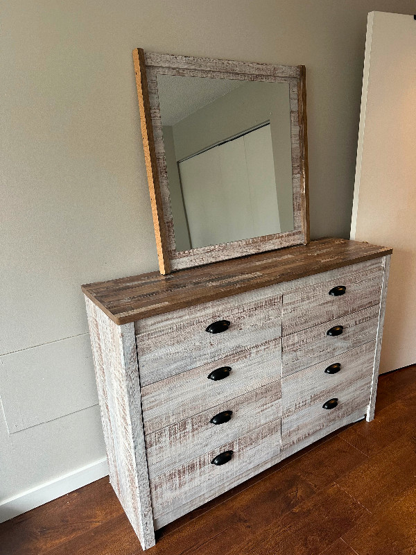 New 8-Drawer Dresser + Mirror Set in Dressers & Wardrobes in North Shore - Image 2