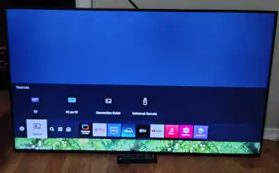 Samsung 50-inch CRYSTAL UHD 4K Smart TV UN50TU7000FXZC, View more