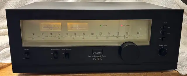 Sansui TU-519 Tuner in Stereo Systems & Home Theatre in Barrie - Image 3