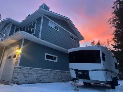 NO GST, private sale. Excellent condition, only used for 4 weekends last year. Purchased from Alland...