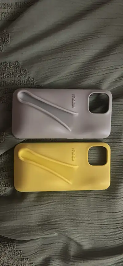 OG grey and LIMITED EDITION summer lemon rhode phone cases! Fits iPhone 14. Both for $70! Or grey fo...