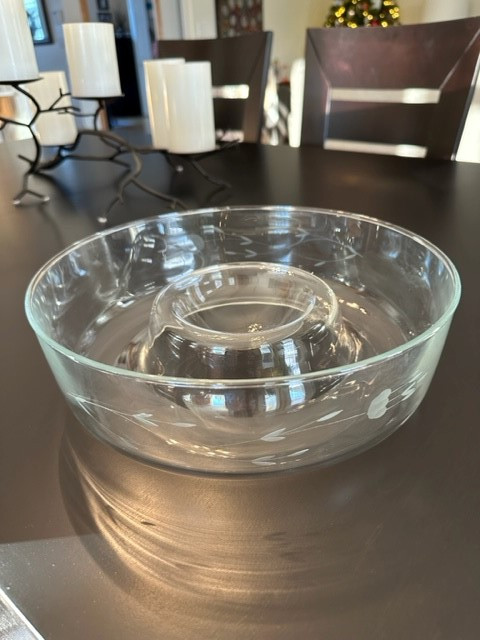 Princess House Crystal Heritage Multipurpose Bowl in Kitchen & Dining Wares in Edmonton