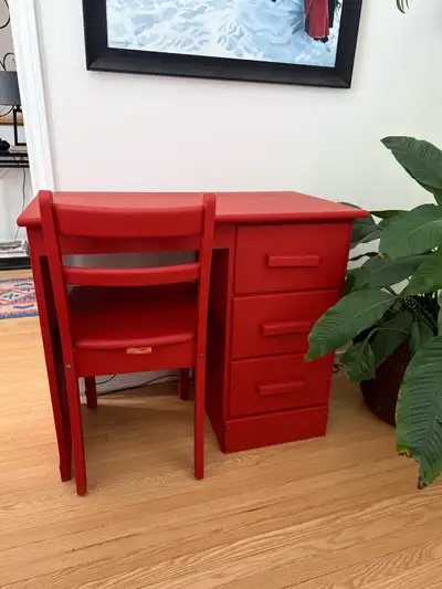 3 drawers wood desk & chair great for small spaces.