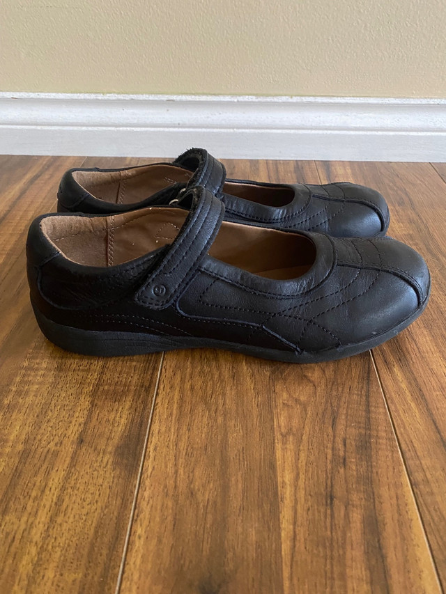 Leather shoes for girls in Kids & Youth in Delta/Surrey/Langley - Image 2