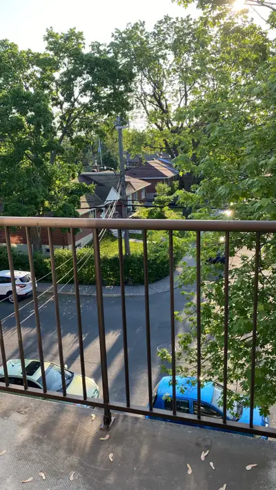 Chambe à louer 650$ tout inclus. Disponible dès 1 Novembre 2026 . Belle chambre meublé lumineuse ave...