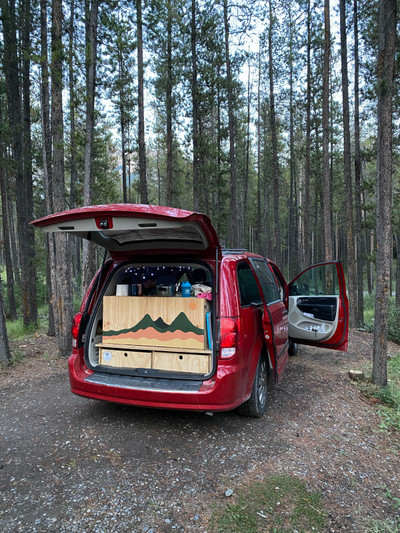 Dodge Grand Caravan 2016 + CamperKit 