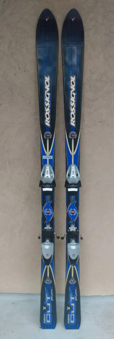 ROSSIGNOL SKIS 160CM TYROLIA BINDINGS $40, View more