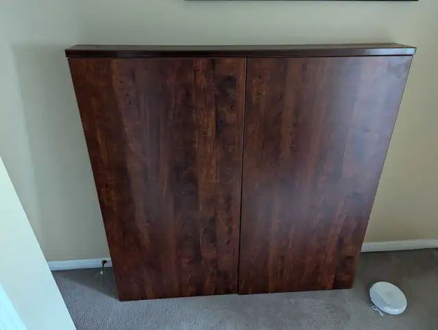 Cabinet enclosed whiteboard in Other in Ottawa - Image 3