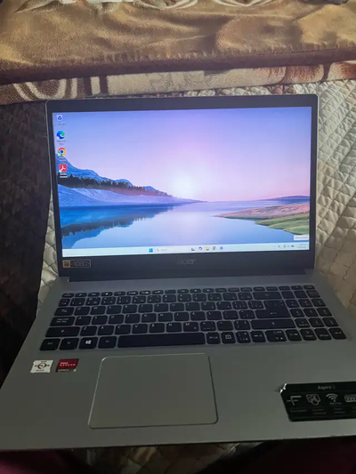 Acre aspir3 A315-23-r1u2. AMD athlon silver 3050U 256 ssd 8Gb dd, View more