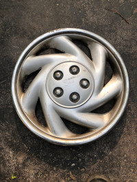 Hubcap fits 15” GM Rim 