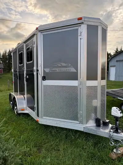 2022 Fletcher 14’ bumper pull 2 horse trailer. Very little use and in excellent condition. Was just...