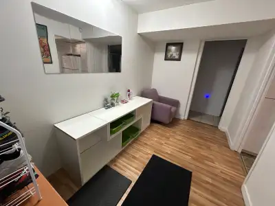 Furnished one bedroom for rent in Vancouver close to Langara One large furnished private bedroom for...