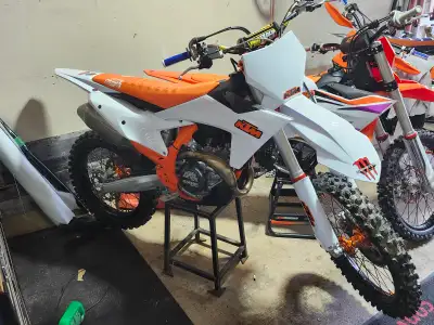 PRICE UPDATE. NEEDS TO GO SAVE $$$$ 2024 KTM 450 SX, featuring the iconic Red Bull Factory edition d...