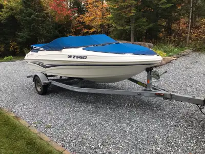 Bateau Larson sei 180 sport 2008 en parfaite condition. Bateau très propre et très bien entretenu. M...
