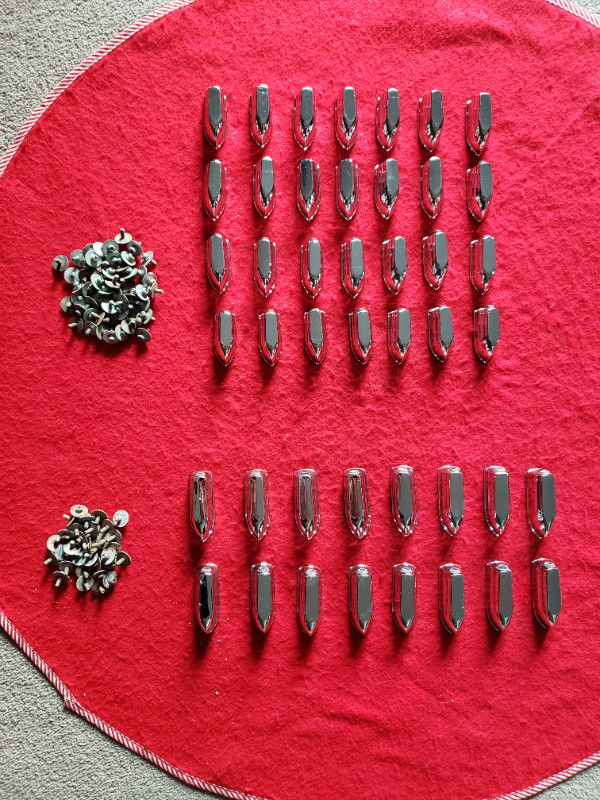 44 PC Set Steamboat Drum Lugs Fits Bass Drum - Tom Drums -MINT in Drums & Percussion in Chatham-Kent - Image 3