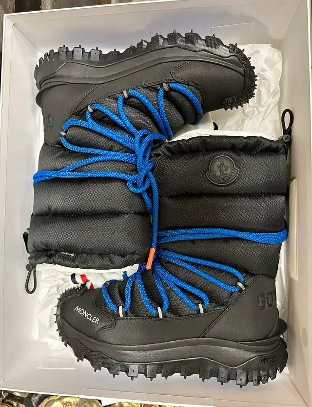 MONCLER SZ 41 NEED CASH QUICK SALE63005665679363123