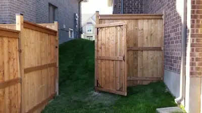 BOOK NOW FOR SPRING DISCOUNT!!*** Level Posts Digging and Fences provides professional, high quality...