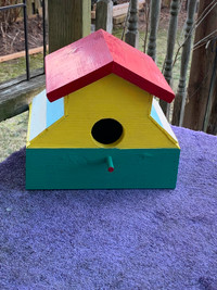 Birdhouse : Wood : As shown : Never Used