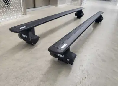 Thule roof racks Mustang Mach E (IMMACULATE), View more