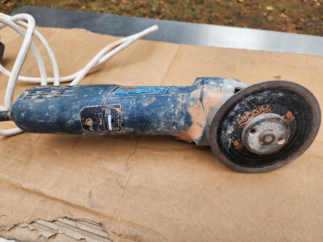 Bosch 1380 Slim Grinder With Ridgid 4" Cutoff Blade in Power Tools in Windsor Region - Image 4