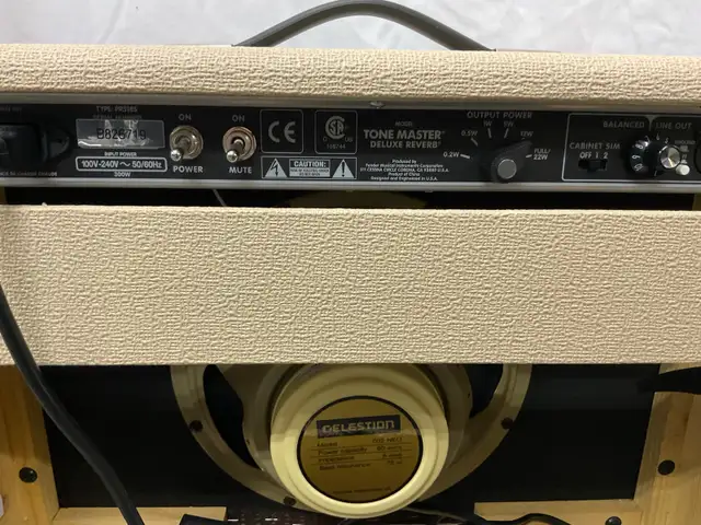 FENDER TONE MASTER DELUXE REVERB AMP in Amps & Pedals in North Bay - Image 7