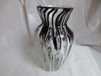 Vase verre souffle Murano mid century vintage noir blanc