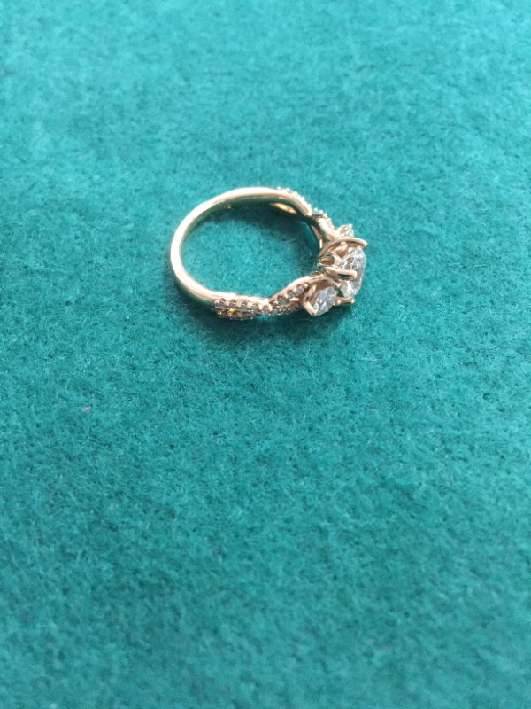 Diamond Engagement Ring Jewellery & Watches Winnipeg Kijiji