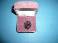 VINTAGE LADIES “ SARAH COVENTRY “ FANCY RING#J-1