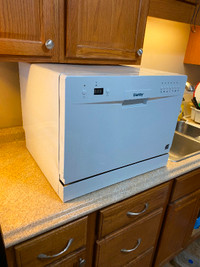 Dishwasher - apartment size - new