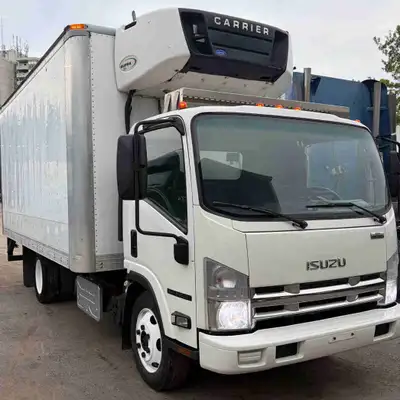 2015 ISUZU NRR REEFER 16FT BOX TRUCK 5.2 TURBO DIESEL Automatic 309k km Very clean truck, cab and fr...