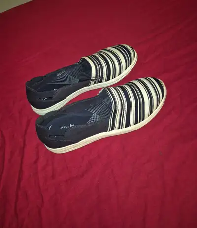 Chaussures femmes- marque Clarks, View more